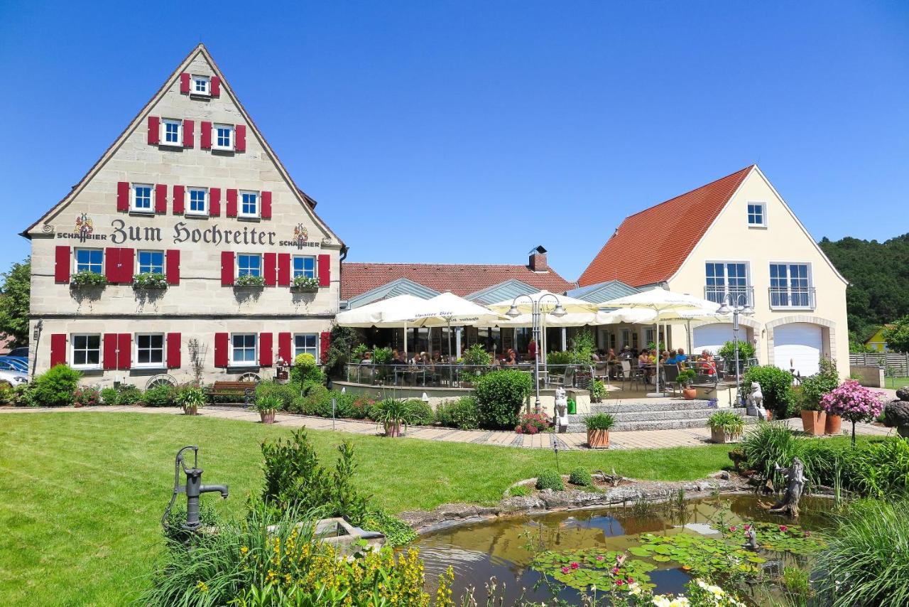 Cafe-Restaurant Zum Hochreiter Lägenhet Spalt Exteriör bild